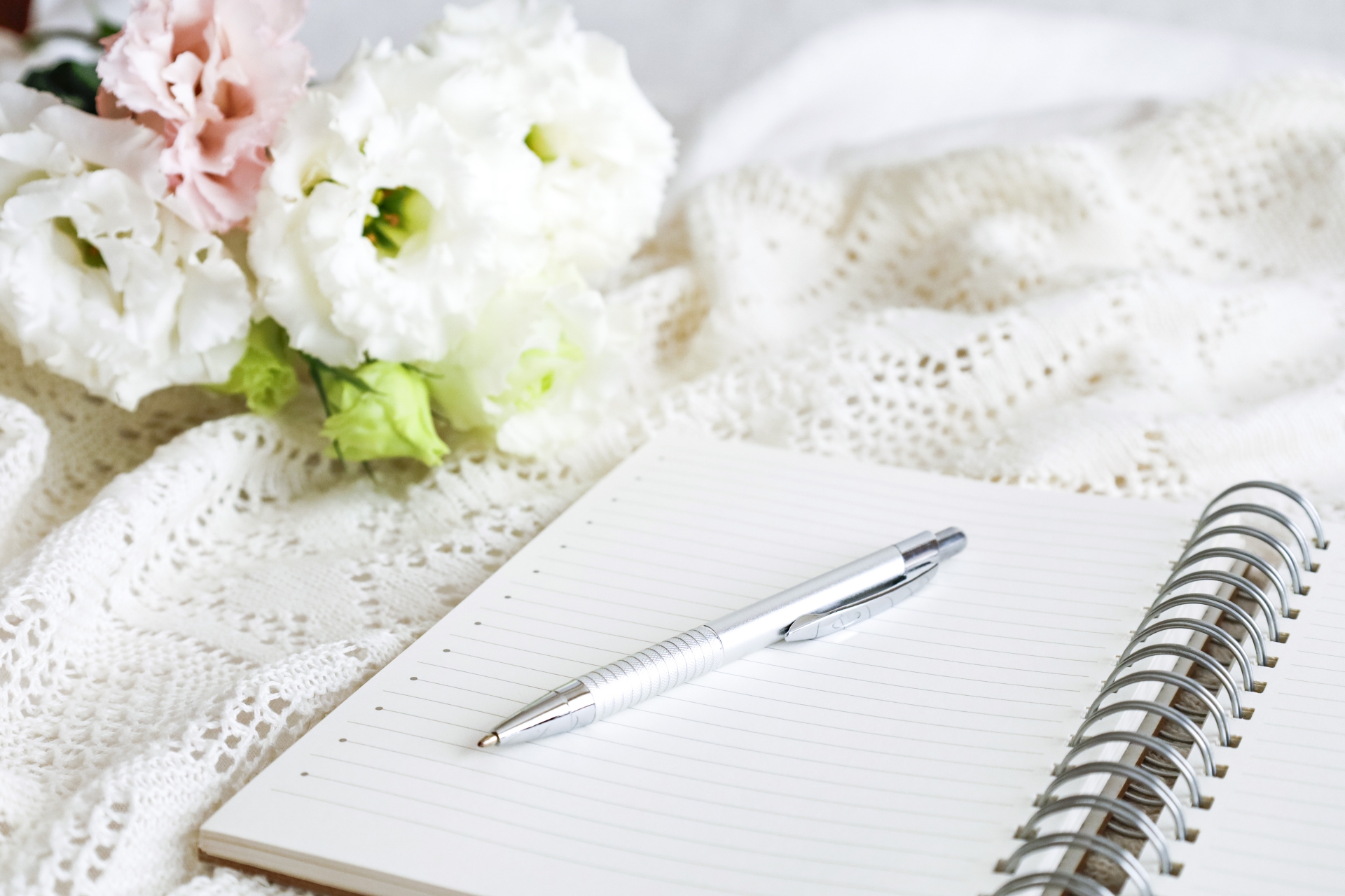 実際にエンディングノートを書いてみた！私たちの体験談書きます！